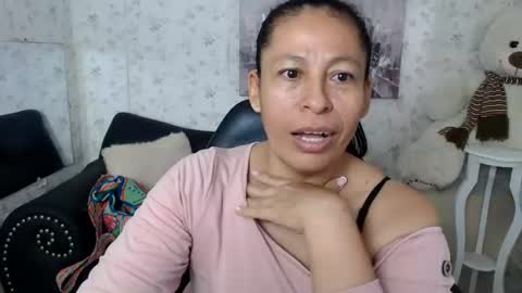 Snapshot of mature_martina_ chatting on 06/18/26, 10:03 Martina online show from 06/18/26, 10:03
