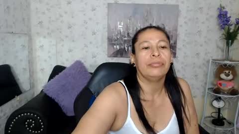 Snapshot of mature_martina_ chatting on 06/26/26, 12:15 Martina online show from 06/26/26, 12:15