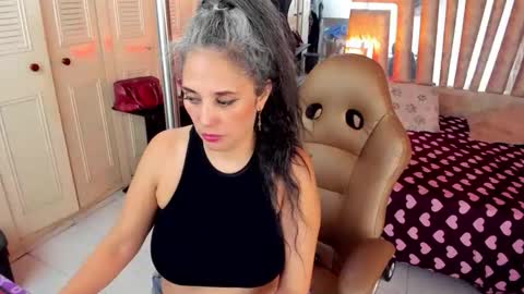 Snapshot of mature_tenderxx chatting on 05/08/26, 07:19 Sexy Hot Mature Sophy online show from 05/08/26, 07:19