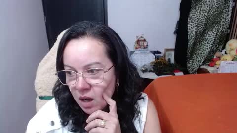 Sonia online show from 11/25/25, 09:37