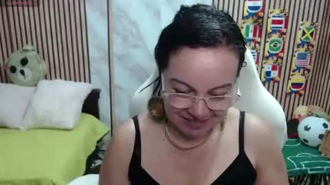 Sonia online show from 07/08/26, 05:17
