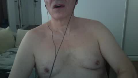 Snapshot of maturehotman chatting on 02/01/25, 09:54 maturehotman online show from 02/01/25, 09:54