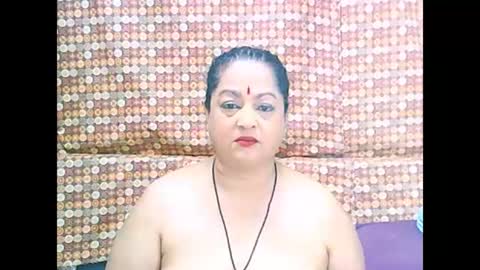 Snapshot of matureindian654u chatting on 06/01/26, 01:24 matureindian654u online show from 06/01/26, 01:24