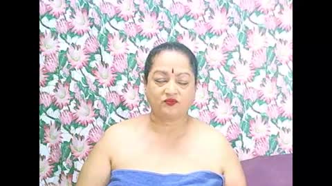 Snapshot of matureindian654u chatting on 07/05/26, 05:09 matureindian654u online show from 07/05/26, 05:09