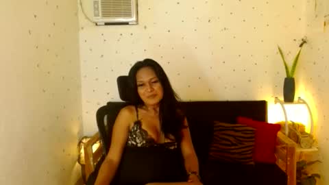 maturity_mommy_intown online show from 09/17/25, 08:54