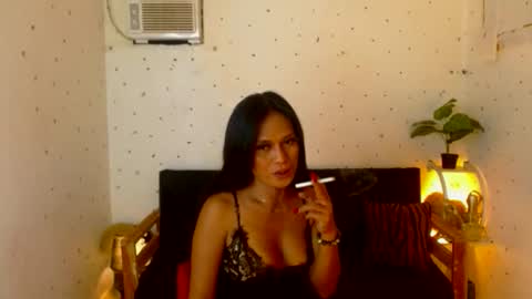 maturity_mommy_intown online show from 10/13/25, 09:48