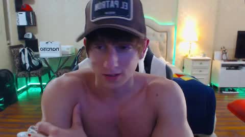 Snapshot of maty_star chatting on 10/15/25, 03:50 Maty Star online show from 10/15/25, 03:50