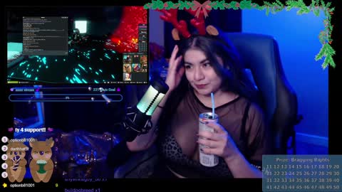 Snapshot of maudlinbrat chatting on 12/29/24, 06:03 maudLin online show from 12/29/24, 06:03