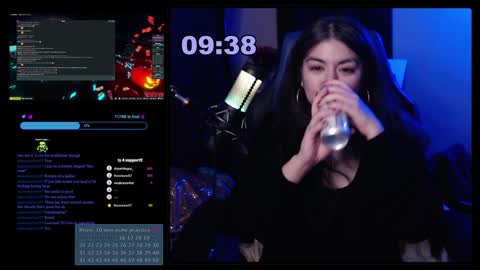 Snapshot of maudlinbrat chatting on 01/11/25, 07:28 maudLin online show from 01/11/25, 07:28