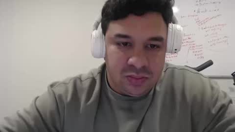 mauro656 online show from 10/11/25, 08:29