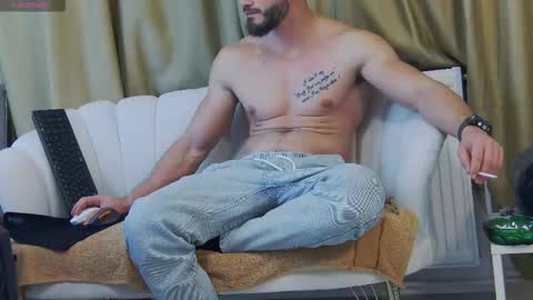 mauro_real_man online show from 10/15/25, 06:30