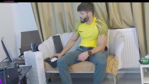 mauro_real_man online show from 11/06/25, 06:53