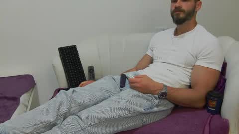 mauro_real_man online show from 05/03/26, 06:47