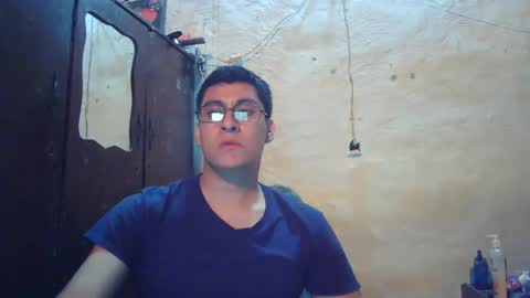 Snapshot of maurodirty chatting on 03/05/25, 02:46 Mauro online show from 03/05/25, 02:46