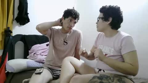 mauroluxandra online show from 04/05/26, 10:07