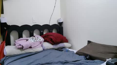Snapshot of mauroluxandra chatting on 04/30/26, 11:31 mauroluxandra online show from 04/30/26, 11:31