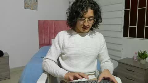 Snapshot of maverick_angel chatting on 04/13/26, 05:18 Maverick online show from 04/13/26, 05:18