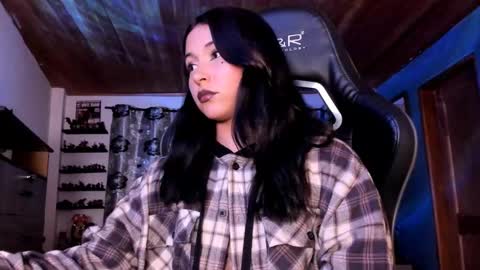 Hilary online show from 11/16/25, 10:48