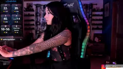 Hilary online show from 12/03/25, 10:41