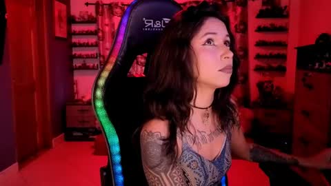 Hilary online show from 04/08/26, 11:16