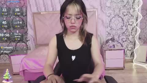 Mavis  online show from 11/17/25, 11:38