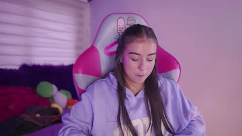 Snapshot of mavy_ chatting on 02/16/26, 10:39 MAVY online show from 02/16/26, 10:39