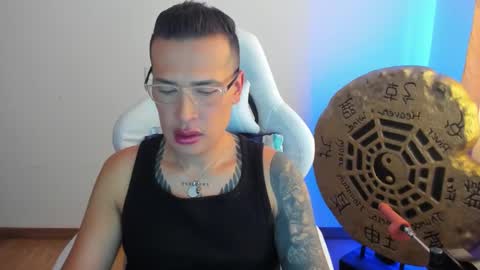 max__b online show from 03/09/25, 08:21