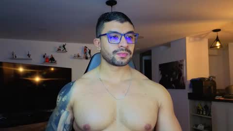 Max online show from 11/05/25, 05:18