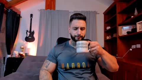 max D. online show from 01/19/25, 10:17