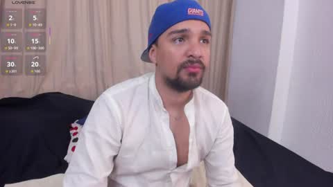 Snapshot of max_ed chatting on 06/18/26, 11:25 edward online show from 06/18/26, 11:25