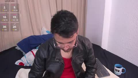 Snapshot of max_ed chatting on 07/15/26, 11:59 edward online show from 07/15/26, 11:59