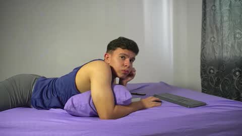 Max online show from 12/20/25, 09:44