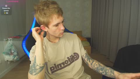 Max Gen with tats 24years  And Ethan without tats 20 years online show from 12/20/24, 09:50