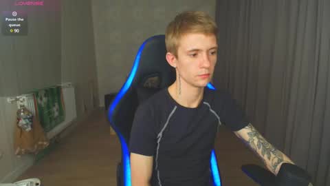 Max Gen with tats 24years  And Ethan without tats 20 years online show from 01/13/25, 05:55