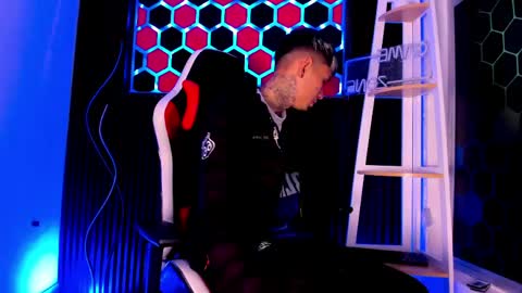 Max online show from 04/13/26, 03:12