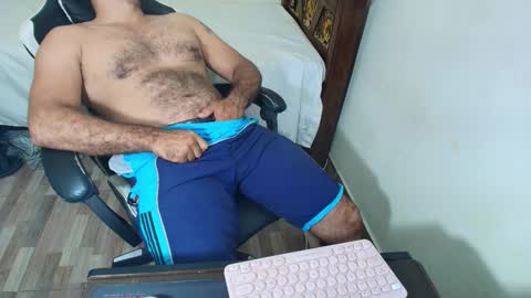 max_love25 online show from 10/11/25, 09:13