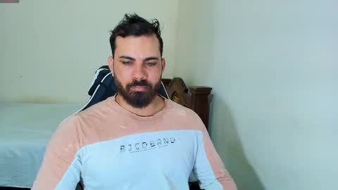 max_love25 online show from 10/18/25, 06:19