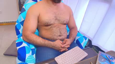 max_love25 online show from 03/30/26, 08:54