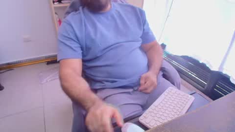 Snapshot of max_love25 chatting on 07/18/26, 07:28 max_love25 online show from 07/18/26, 07:28