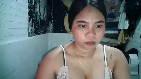max_lovely123 online show from 05/17/26, 10:22