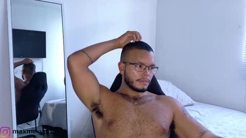 max_meyer online show from 10/01/25, 09:54