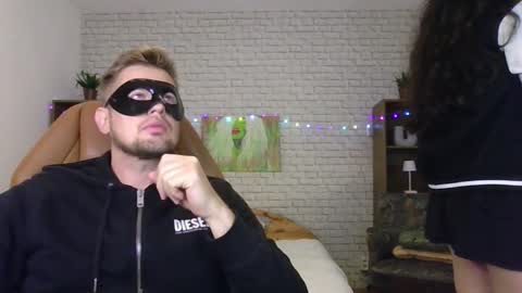 Max  Aliya online show from 09/12/25, 08:25