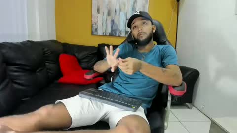 max_sexyhot26 online show from 01/15/25, 02:38