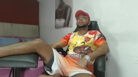 max_sexyhot26 online show from 02/20/25, 05:44
