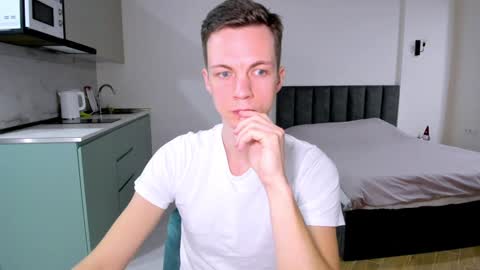 Max  online show from 01/21/25, 01:43