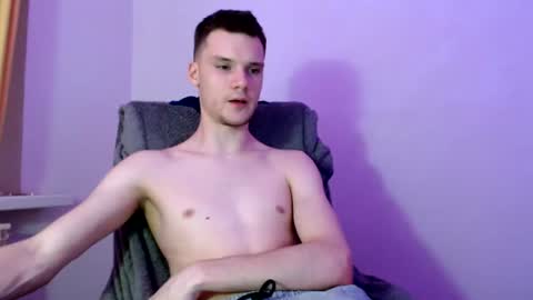 Snapshot of max_spice chatting on 07/17/26, 11:42 max spice online show from 07/17/26, 11:42