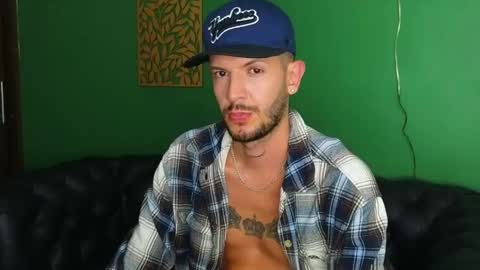 Max Taylor online show from 01/08/25, 04:02