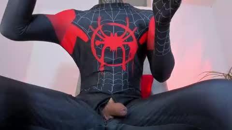 Max online show from 11/13/25, 02:38