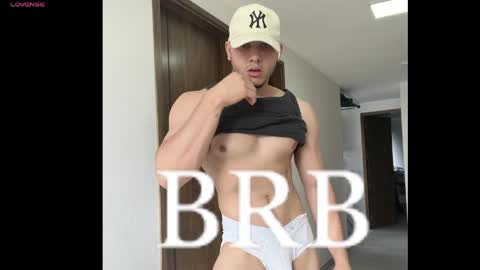 max_valiant1 online show from 05/19/26, 11:05