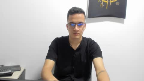 max_vellon1 online show from 05/01/26, 03:55